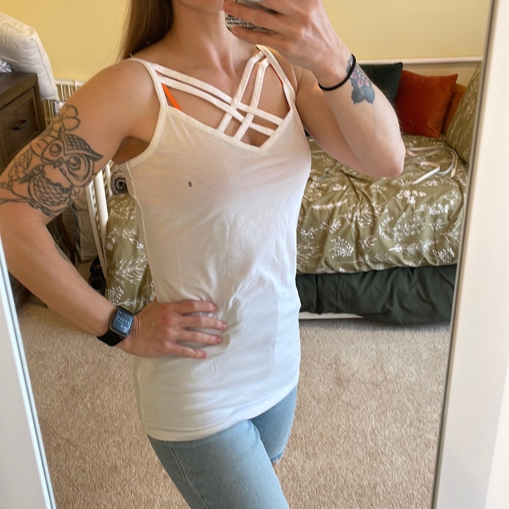 Maurice’s white strappy tank top